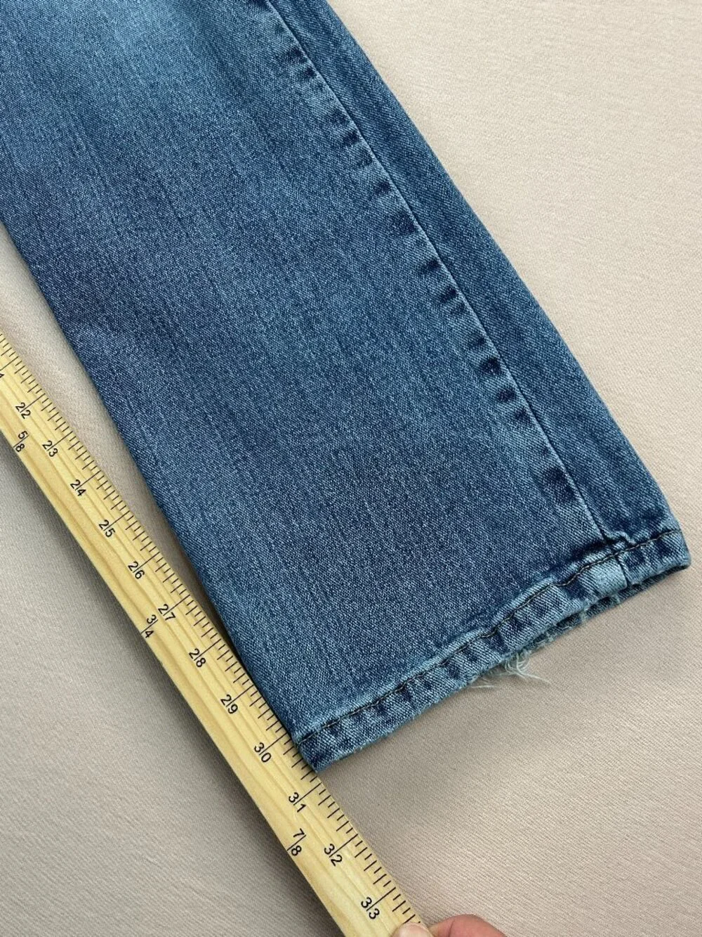 Wrangler Regular Fit Jeans Mens Size 34x32 Blue Denim Mid Rise Straight Stratch